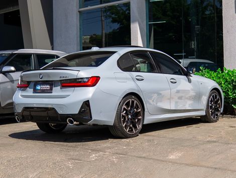 BMW 320iA 2.0 TB M Sport A.Flex/M.Sport 4p