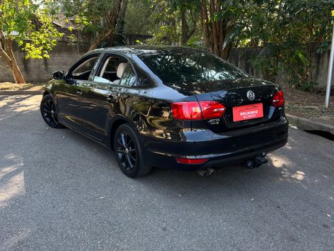 VolksWagen JETTA Comfortline 2.0 T.Flex 8V 4p Tipt.