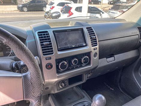 Nissan Frontier S CD 4x4 2.5 TB Diesel
