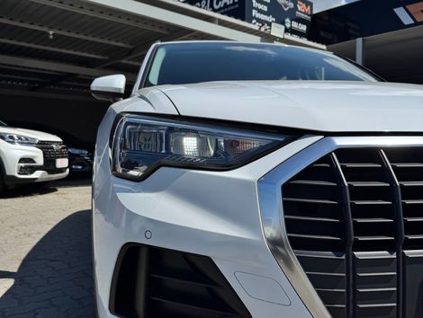 Audi Q3 Prest. 1.4 TFSI Flex/Prest. S-tronic