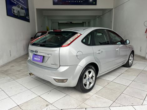 Ford Focus 2.0 16V/SE/SE Plus Flex 5p Aut.