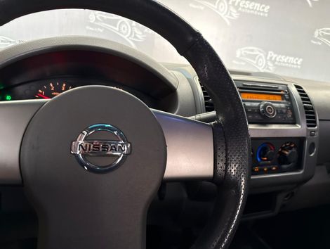 Nissan Frontier LE CD 4x4 2.5 TB Diesel Mec.