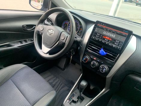 Toyota YARIS XL Live Sedan 1.5 Flex 16V 4p Aut.