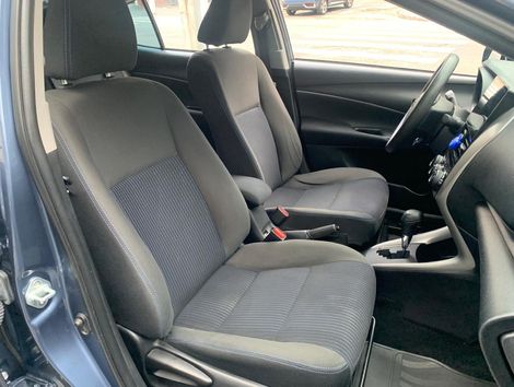 Toyota YARIS XL Live Sedan 1.5 Flex 16V 4p Aut.