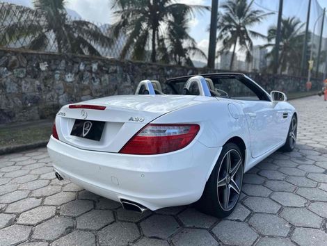 Mercedes 1.8 CGI 16V TURBO GASOLINA 2P AUTOMÁTICO