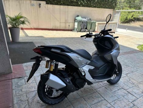 Honda ADV