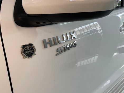 Toyota Hilux SW4 SR 4x2 2.7/ 2.7 Flex 16V Aut.