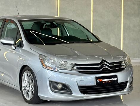 Citroën C4 LOUNGE Exclusive 1.6 Turbo 4p Aut.