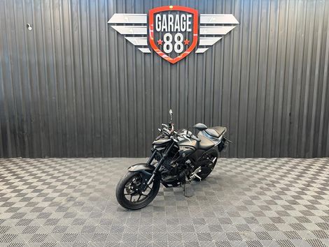 YAMAHA MT-03 321/ABS
