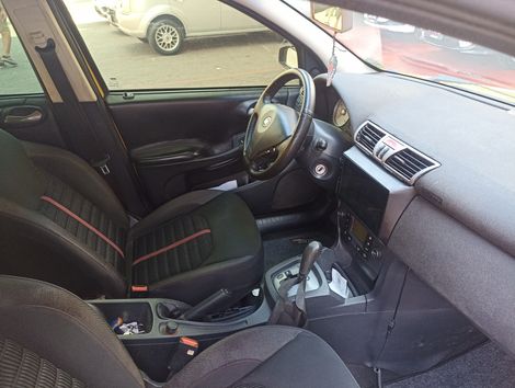 Fiat Stilo Dualogic 1.8 Sporting Flex 8V 5p