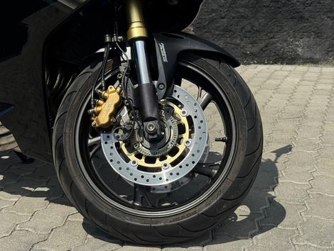 HONDA CBR 600 F