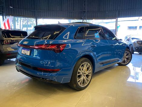Audi E-TRON Sportback Perf. Aut. (Elétrico)