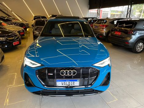 Audi E-TRON Sportback Perf. Aut. (Elétrico)
