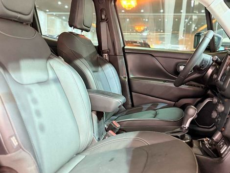 Jeep Renegade Long. T270 1.3 TB 4x2 Flex Aut.