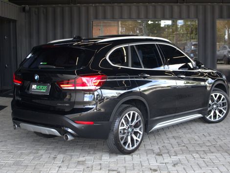 BMW X1 SDRIVE 20i X-Line 2.0 TB Active Flex