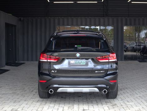 BMW X1 SDRIVE 20i X-Line 2.0 TB Active Flex