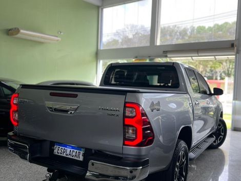 Toyota Hilux CD SRX 4x4 2.8 TDI 16V Diesel Aut.