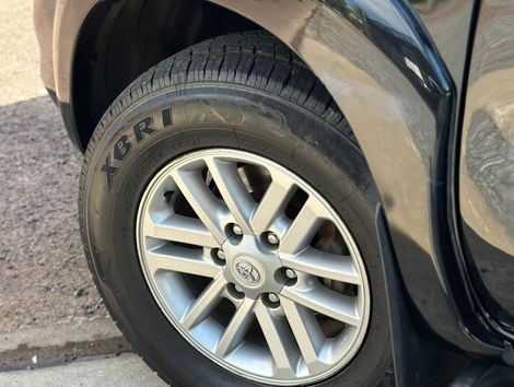 Toyota Hilux CD SRV 4x4 2.7 Flex 16V Aut.