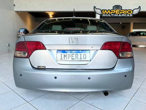 Honda Civic Sedan LXS 1.8/1.8 Flex 16V Mec. 4p