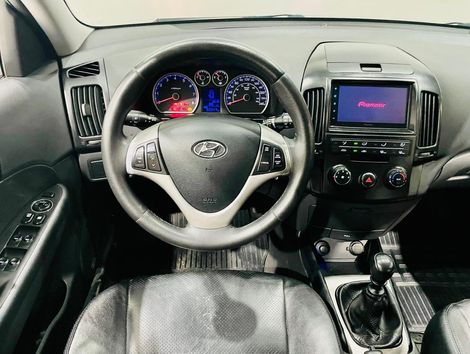 Hyundai i30 2.0 16V 145cv 5p Mec.