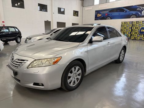 Toyota Camry XLE 3.5 24V Aut.