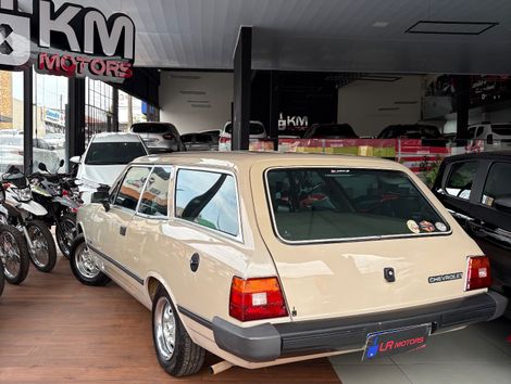 Chevrolet Caravan sl