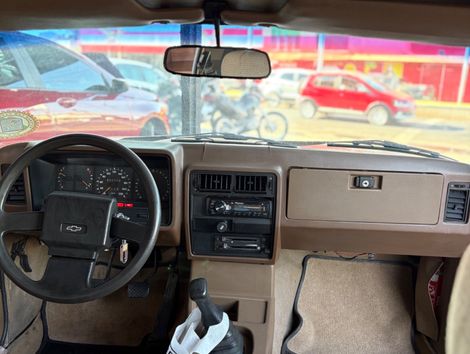 Chevrolet Caravan sl