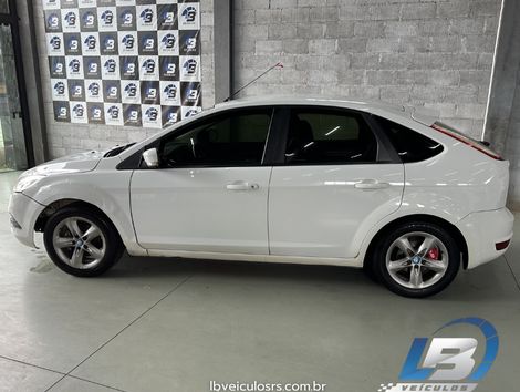 Ford Focus 1.6 S/SE/SE Plus Flex 8V/16V  5p
