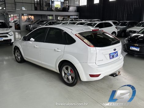 Ford Focus 1.6 S/SE/SE Plus Flex 8V/16V  5p