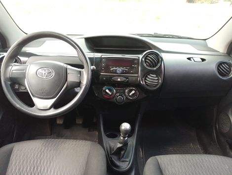Toyota ETIOS X Plus Sedan 1.5 Flex 16V 4p Mec.