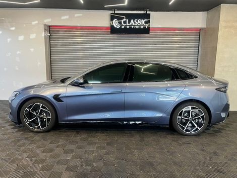 BYD Seal (Elétrico)