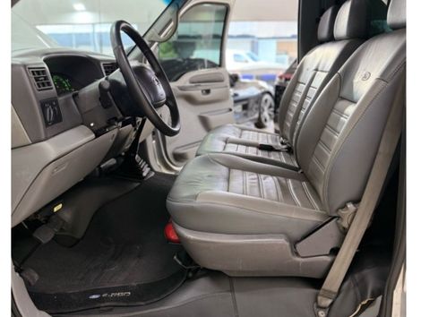 Ford F-250 XLT 3.9 4x2 Diesel TB