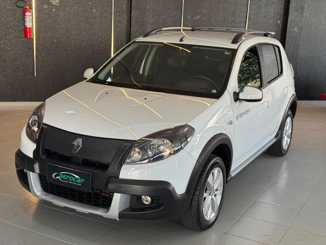 Renault SANDERO STEPWAY Hi-Flex 1.6 16V 5p Aut.