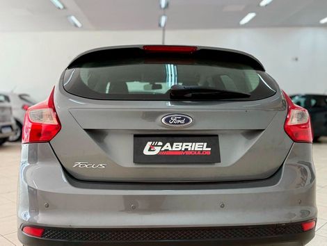 Ford Focus 1.6 S/SE/SE Plus Flex 8V/16V  5p