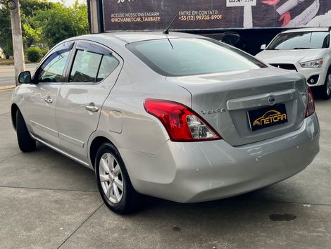 Nissan VERSA SL 1.6 16V Flex Fuel 4p Mec.