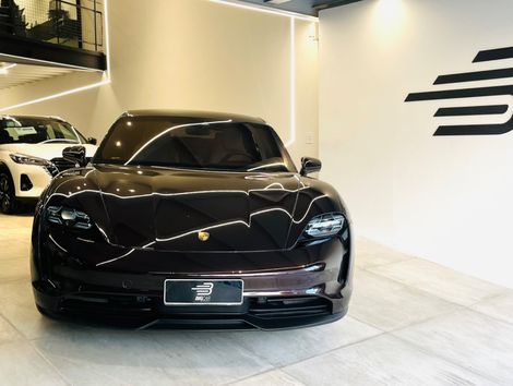 Porsche Taycan 4S (Elétrico)