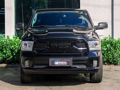 RAM CLASSIC LARAMIE 5.7 CD V8 4X4 Aut.