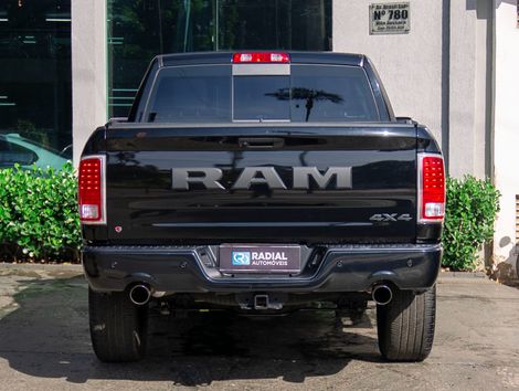 RAM CLASSIC LARAMIE 5.7 CD V8 4X4 Aut.