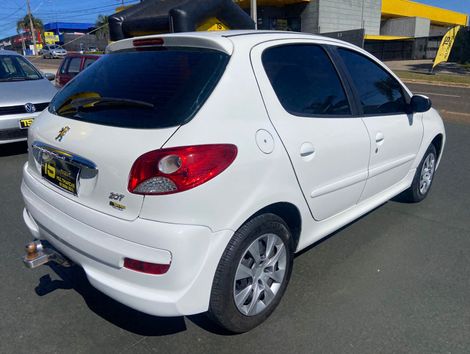 Peugeot 207 Active 1.4 Flex 8V 5p