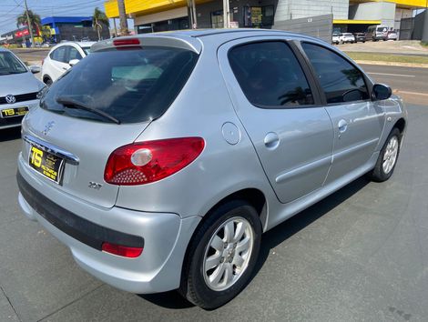 Peugeot 207 XR Sport 1.4 Flex 8V 5p
