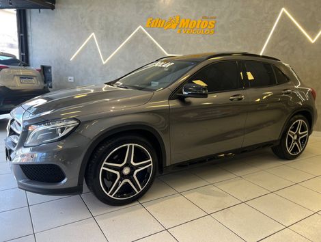 Mercedes GLA 250 Sport 2.0 TB 16V 4x4 211cv Aut.