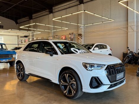 Audi Q3 Perf. Black.Plus 2.0 TFSI Tip. Quat.