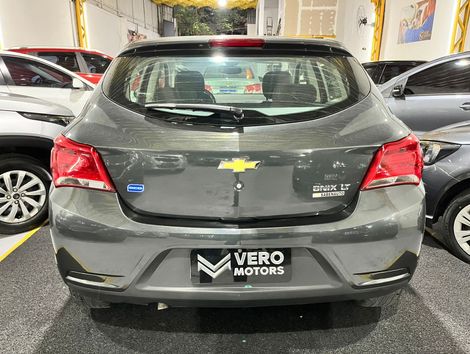 Chevrolet ONIX HATCH LT 1.0 8V FlexPower 5p Mec.