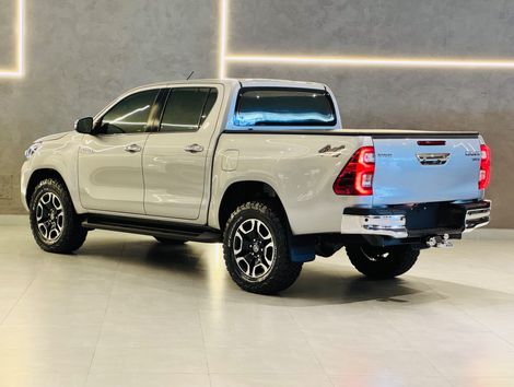 Toyota Hilux CD SRX 4x4 2.8 TDI 16V Diesel Aut.