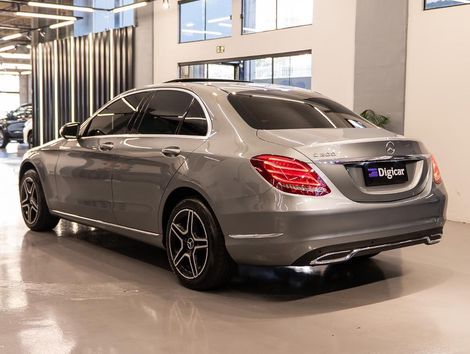 Mercedes C-200 Avantgarde 2.0 TB 16V 184cv Aut.