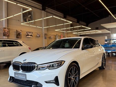 BMW 330i Sport 2.0 TB 16V 4p
