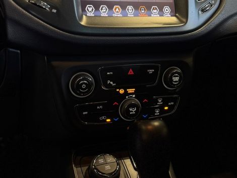 Jeep COMPASS LONGITUDE 2.0 4x4 Dies. 16V Aut.