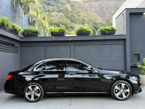Mercedes E-250 CGI Avantgarde 2.0 TB 211cv Aut.
