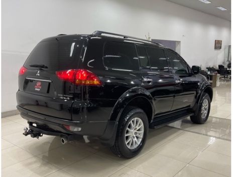 Mitsubishi Pajero HPE Full 3.2 4x4 T.I.Dies. 5p Aut
