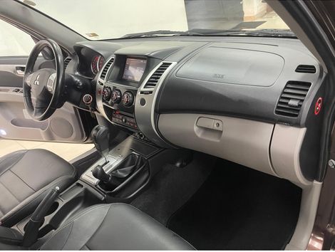 Mitsubishi Pajero DAKAR/HPE 3.5 4x4 Flex 5p Aut.